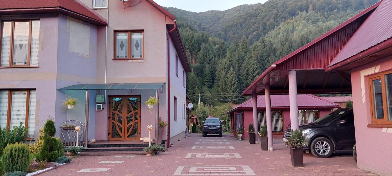 Садиба Квітка Карпат Russkaya Mokraya Exterior foto